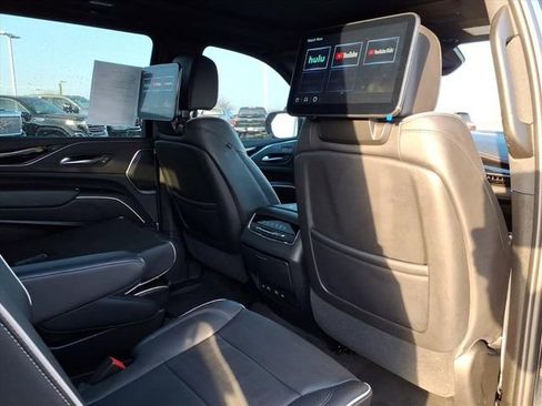 Used 2023 Cadillac Escalade ESV Sport w/ LPO, ONYX Package image 22