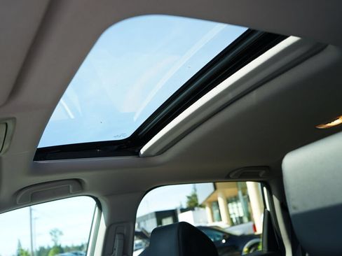 Used 2019 Honda CR-V Touring image 21