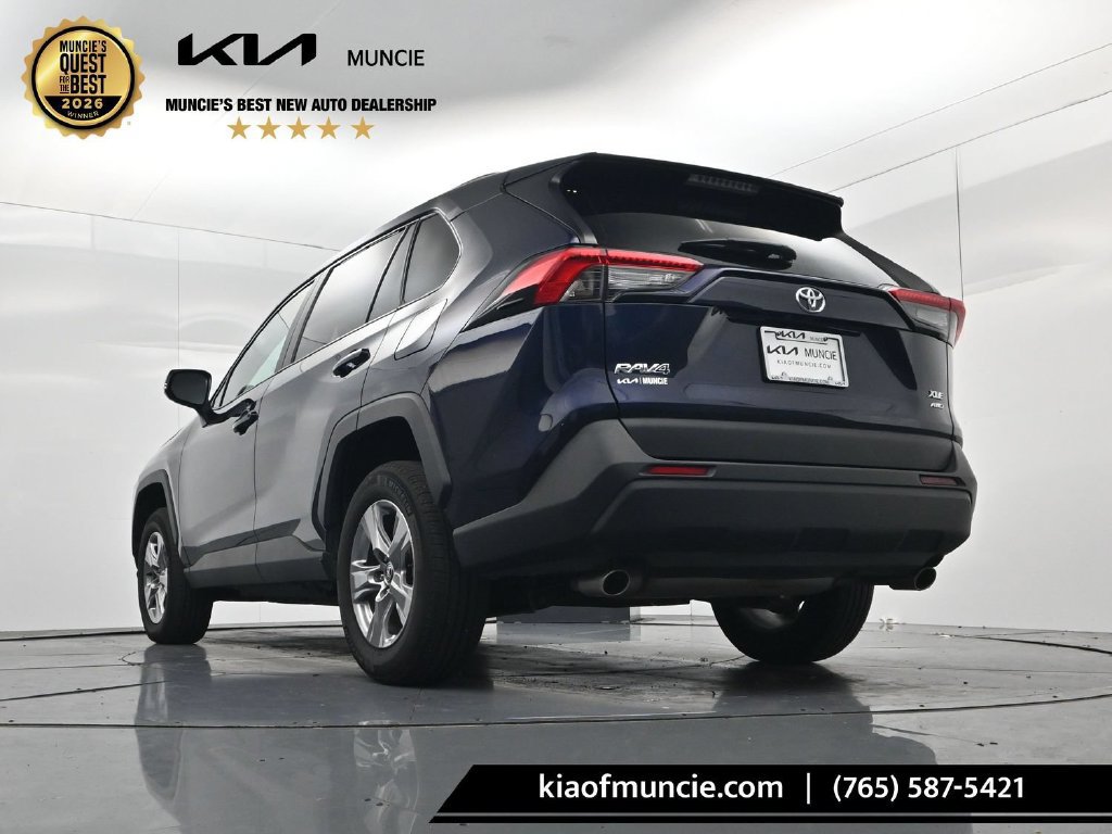Used 2025 Toyota RAV4 XLE AWD/4WD image 41