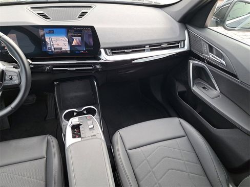 Used 2023 BMW X1 xDrive28i image 16