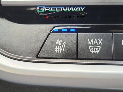 Used 2021 BMW X7 xDrive40i w/ M Sport Package AWD/4WD image 27