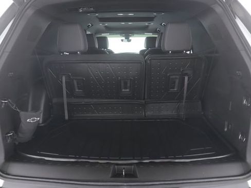 Used 2023 Chevrolet Traverse Premier w/ Redline Edition AWD/4WD image 32