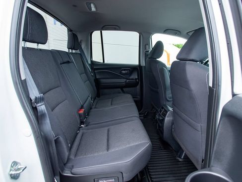 Certified 2022 Honda Ridgeline Sport image 11