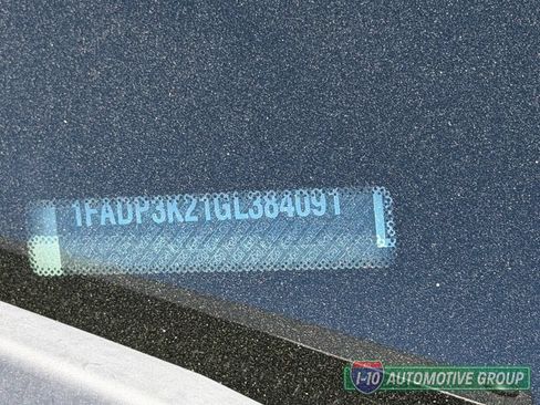 Used 2016 Ford Focus SE FWD image 31