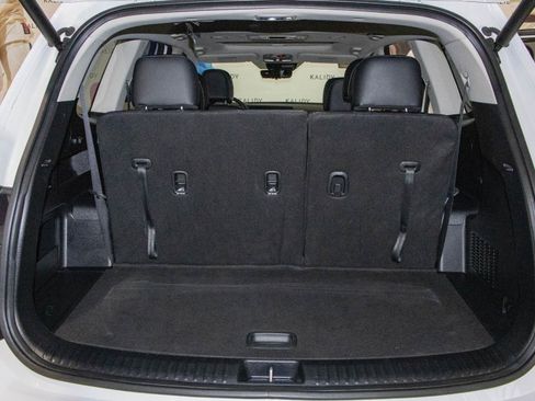 Used 2025 Kia Telluride S image 25