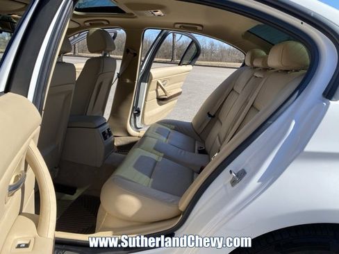 Used 2010 BMW 328i xDrive Sedan image 27