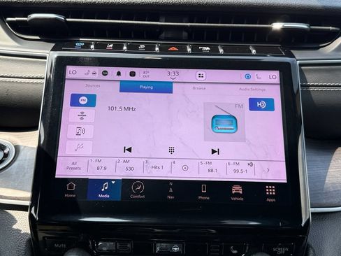 Used 2024 Jeep Grand Cherokee Limited 4xe AWD/4WD image 14