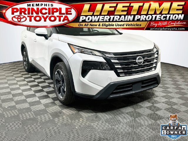 Used 2024 Nissan Rogue SV FWD image 1