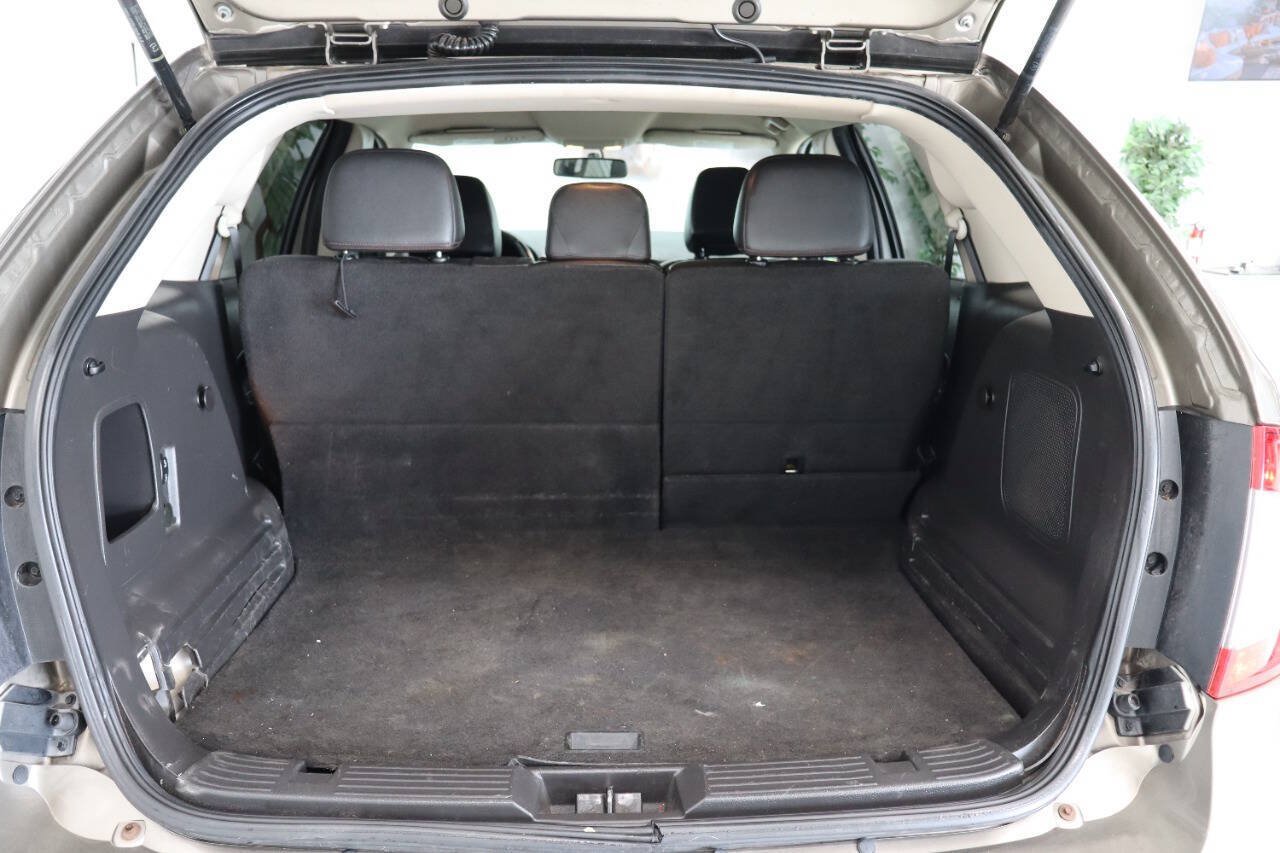 Used 2013 Ford Edge Limited FWD image 11