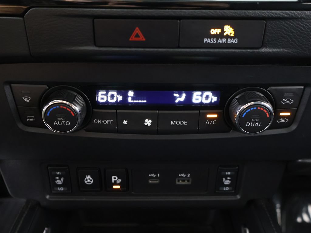 Used 2022 Nissan Frontier PRO-4X w/ Pro-4X Premium Package AWD/4WD image 53