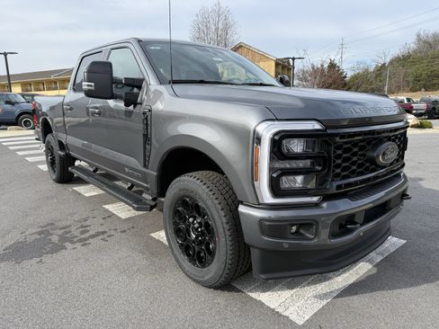 New 2026 Ford F350 Lariat w/ Black Appearance Package image 3