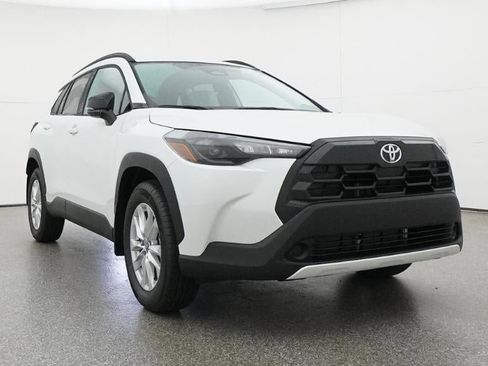 New 2026 Toyota Corolla Cross LE image 30