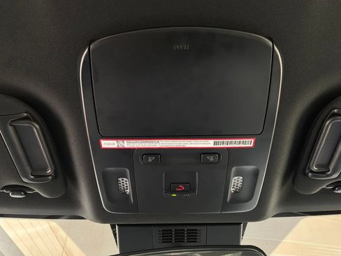 Used 2026 Toyota Camry SE FWD image 17