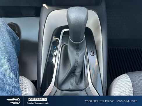 Used 2025 Toyota Corolla LE image 21