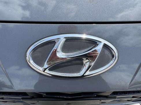 Used 2023 Hyundai Elantra SEL FWD image 12