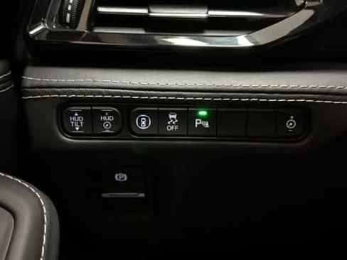 Used 2024 Acura MDX SH-AWD w/ Advance Package image 16