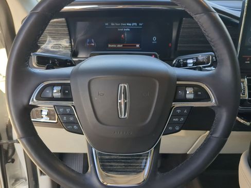 Used 2023 Lincoln Navigator L Black Label image 13