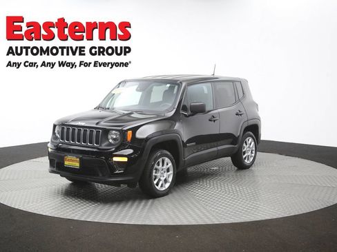Used 2023 Jeep Renegade Latitude AWD/4WD image 55