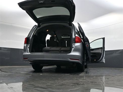 Used 2024 Honda Odyssey Touring image 42