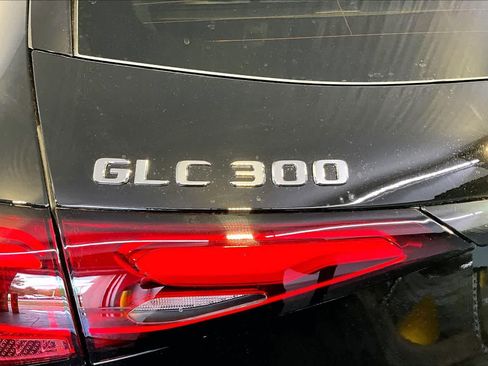 New 2027 Mercedes-Benz GLC 300 4MATIC image 6