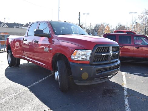 Used 2018 RAM 3500 Tradesman image 3