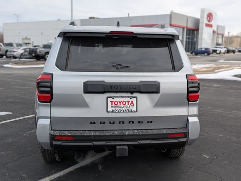 New 2026 Toyota 4Runner SR5 image 5