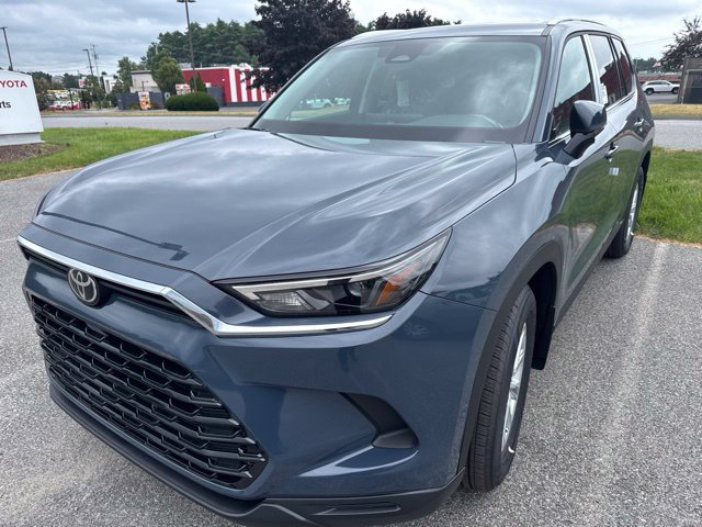New 2026 Toyota Grand Highlander AWD image 3