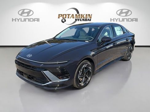 New 2026 Hyundai Sonata SEL image 1