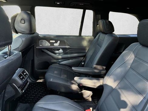 Certified 2025 Mercedes-Benz GLS 580 4MATIC image 14