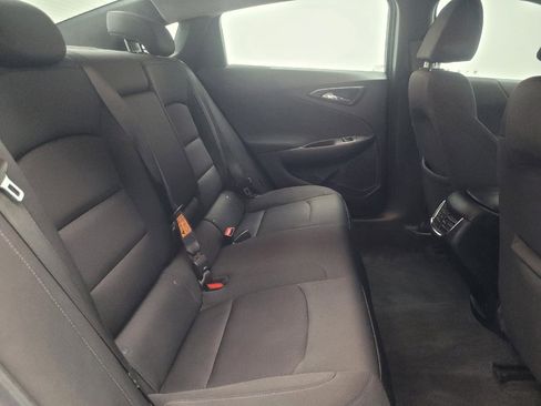 Used 2020 Chevrolet Malibu LT FWD image 19