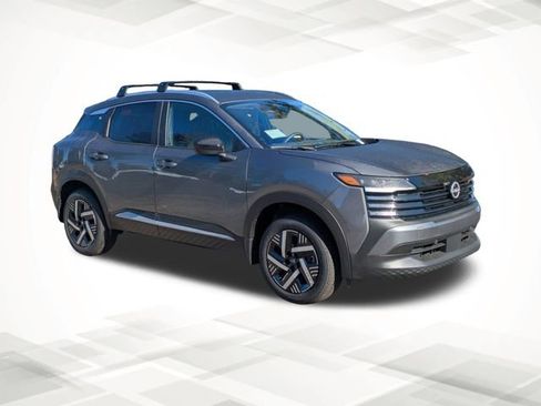 New 2026 Nissan Kicks SV w/ Cold Weather Package image 2