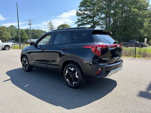 Certified 2025 Kia Seltos S AWD/4WD image 7