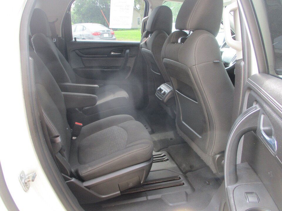 Used 2015 GMC Acadia SLE AWD/4WD image 23