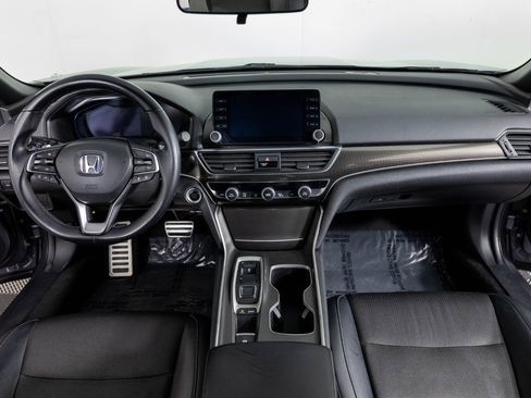 Used 2018 Honda Accord Sport image 34