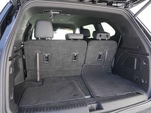 Used 2025 Buick Enclave Preferred image 27