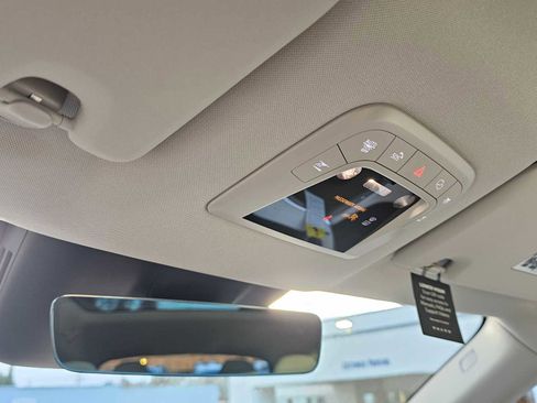 New 2025 Volvo EX90 Plus image 26