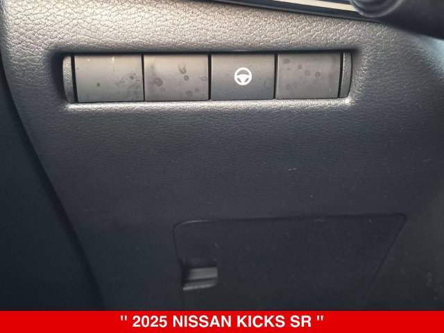 Certified 2025 Nissan Kicks SR AWD/4WD image 19