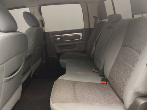 Used 2019 RAM 1500 Big Horn AWD/4WD image 18