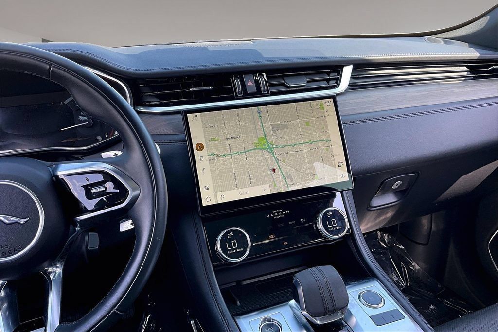 Used 2022 Jaguar F-PACE S AWD/4WD image 9