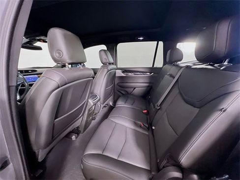 Used 2024 Cadillac XT6 Premium Luxury image 22