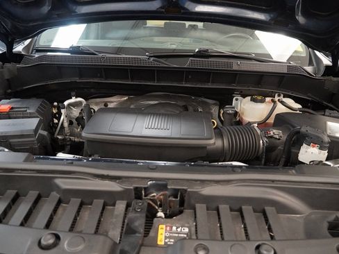 Used 2020 Chevrolet Silverado 1500 Custom w/ Custom Value Package image 18