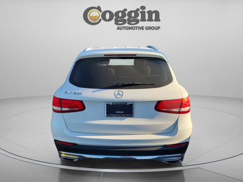 Used 2018 Mercedes-Benz GLC 300 image 3