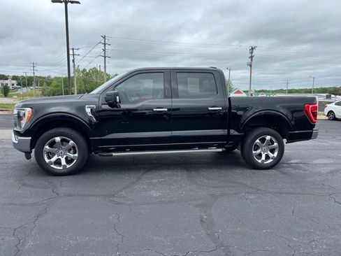 Used 2022 Ford F150 XLT w/ Equipment Group 302A High AWD/4WD image 3