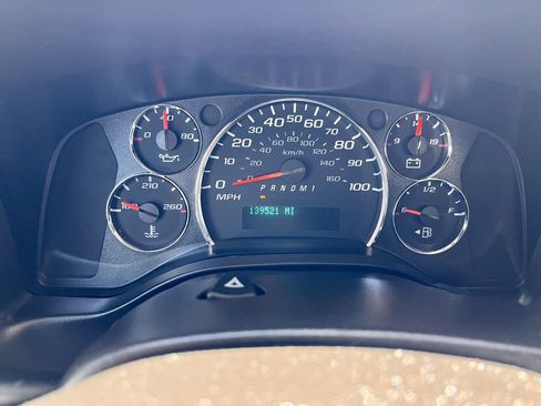 Used 2013 Chevrolet Express 2500 RWD image 8