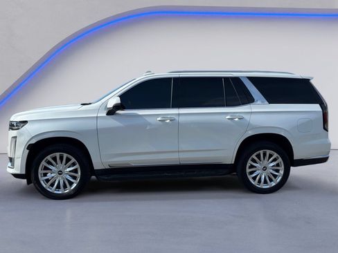 Used 2022 Cadillac Escalade Luxury AWD/4WD image 13