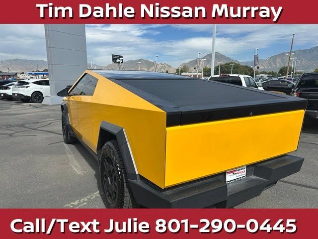 Used 2024 Tesla Cybertruck Cyberbeast AWD/4WD image 9