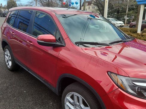 Used 2024 Honda Passport EX-L image 2