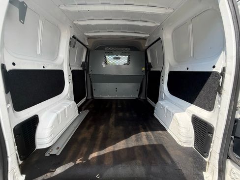 Used 2018 Nissan NV200 SV w/ Navigation Package image 47