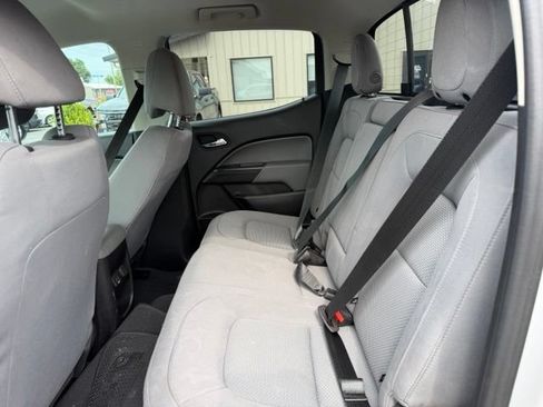 Used 2019 Chevrolet Colorado LT w/ LT Convenience Package RWD image 8