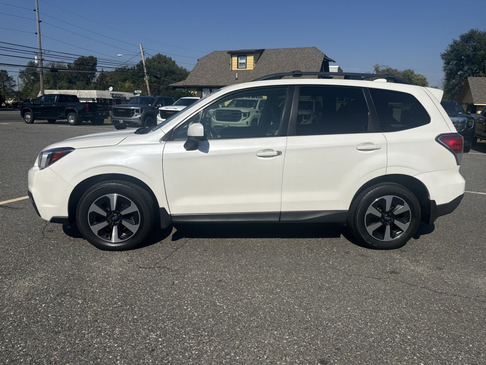 Used 2018 Subaru Forester 2.5i Premium AWD/4WD image 6